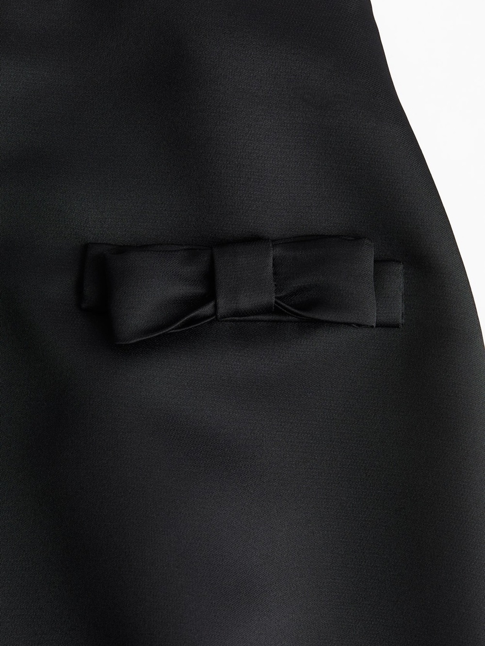 H&M BOW-DETAIL SATIN MINI SKIRT - Picture 2 of 3
